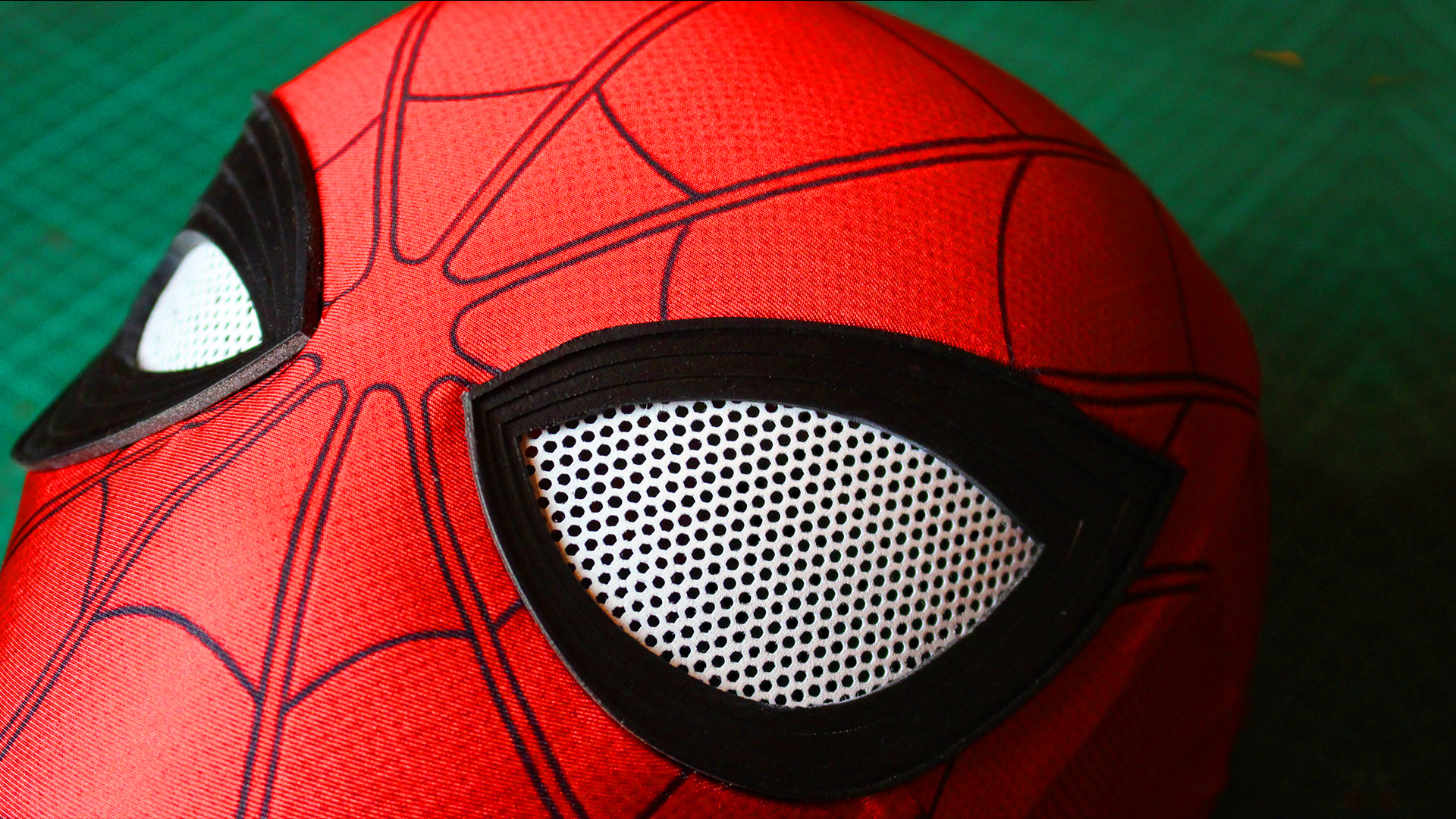 Maska Spider-Man Homecoming/Far From Home za 300 zł